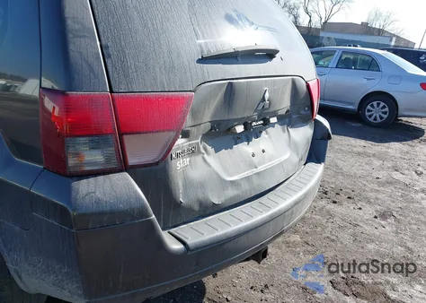 2010 Mitsubishi Endeavor z USA, uszkodzony, nr VIN 4A4JN2AS3AE002226